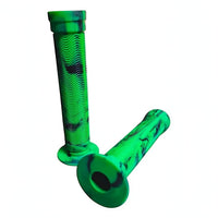 Puños para bicicleta TONYBIKESGDL con patrón jaspeado en verde neón y negro, diseño ergonómico ondulado antideslizante.
