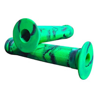 Puños para bicicleta TONYBIKESGDL Dragon Bikes con patrón jaspeado verde neón y negro y textura ergonómica ondulada.