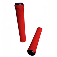 Puños para bicicleta BMX GORILA de TONYBIKESGDL en caucho rojo estriado con tapones negros para mayor agarre y control.