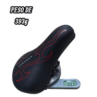 Sillín TONYBIKESGDL AeroBMX negro mate con diseño de llamas rojas sobre una báscula digital marcando 393 gramos.